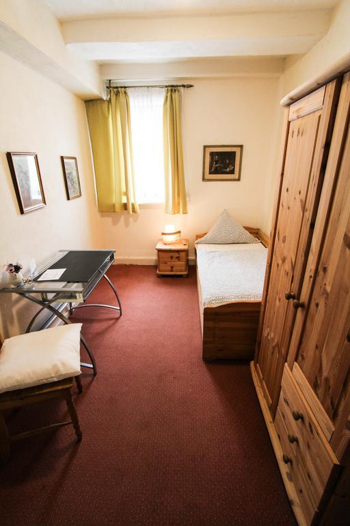 Hotel Deutsches Haus 노르트하임 외부 사진