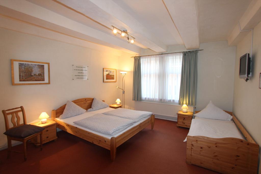 Hotel Deutsches Haus 노르트하임 외부 사진