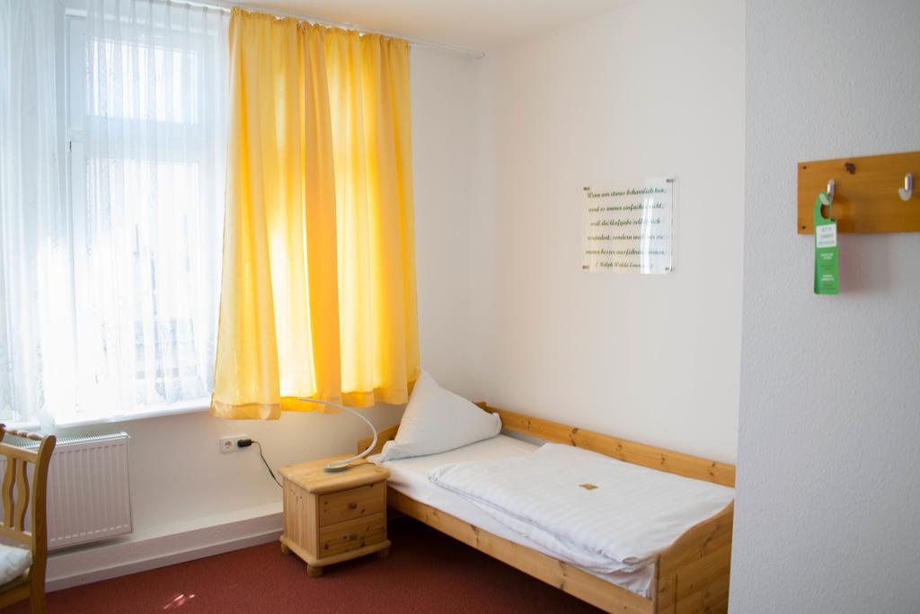 Hotel Deutsches Haus 노르트하임 외부 사진